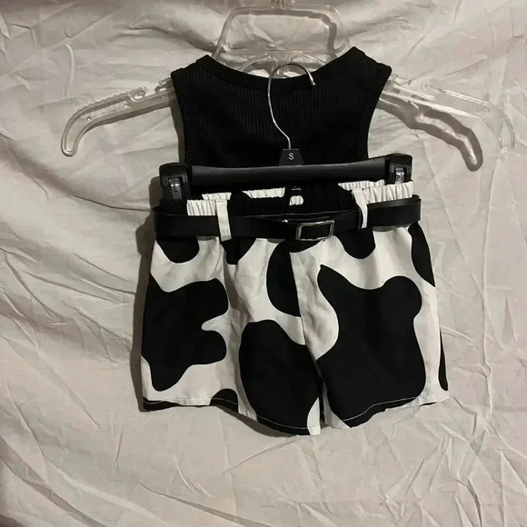 Toddler girls 4t cow print 3pc set - Picture 3 of 10